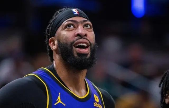 pg电子下载-投手秘诀？浓眉投射效率下滑 雷迪克已有应对之策